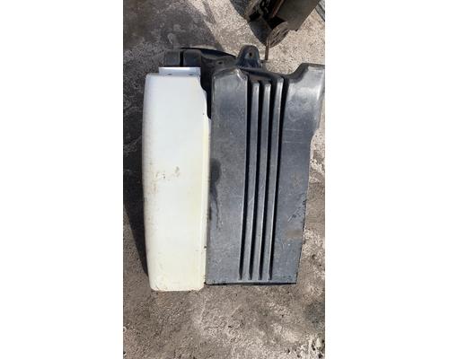 FREIGHTLINER CASCADIA 113BBC Inner Fender