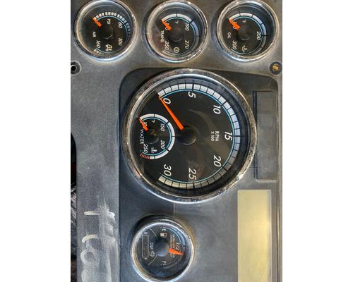 FREIGHTLINER CASCADIA 113BBC Instrument Cluster