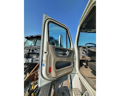 FREIGHTLINER CASCADIA 113BBC Parts Vehicles