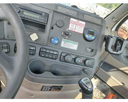 FREIGHTLINER CASCADIA 113BBC Parts Vehicles