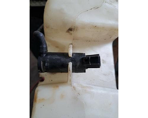 FREIGHTLINER CASCADIA 113BBC Windshield Washer Reservoir