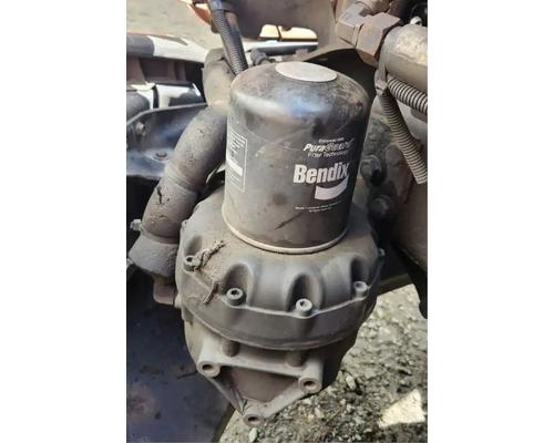 Freightliner Cascadia 113 Air Dryer #