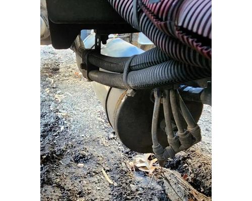 Freightliner Cascadia 113 Air Tank # Freightliner Cascadia 113 Air Tank #