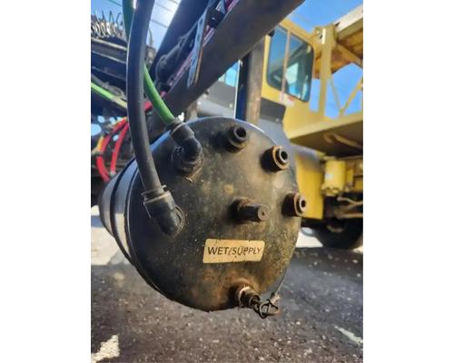  Freightliner Cascadia 113 Air Tank #