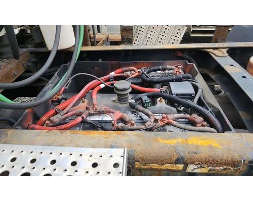 Freightliner Cascadia 113 Battery Box #