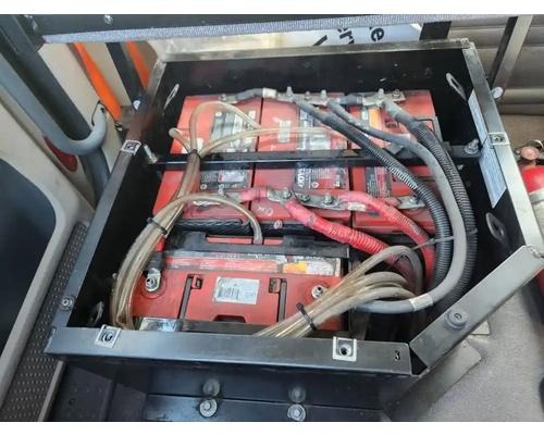Freightliner Cascadia 113 Battery Box # Freightliner Cascadia 113 Battery Box #