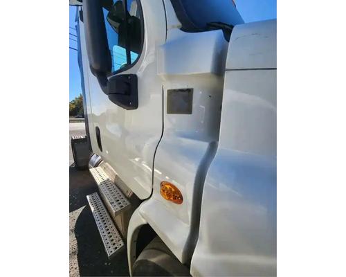  Freightliner Cascadia 113 Cowl #