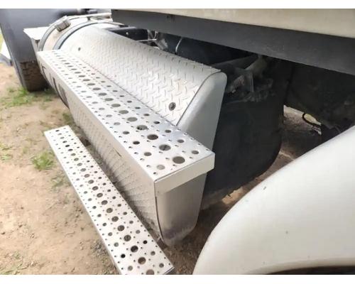  Freightliner Cascadia 113 DPF - Diesel Particulate Filter #