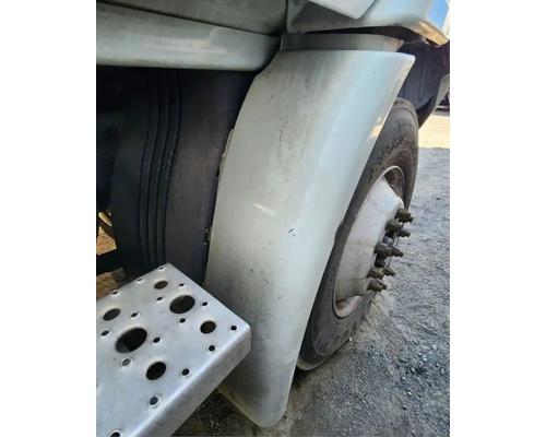 freightliner-cascadia-113-fender-extension #1450042