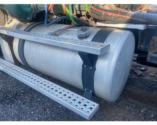  Freightliner Cascadia 113 Fuel Tank #