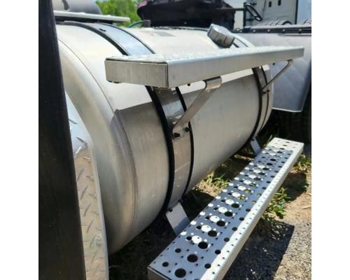 Freightliner Cascadia 113 Fuel Tank #
