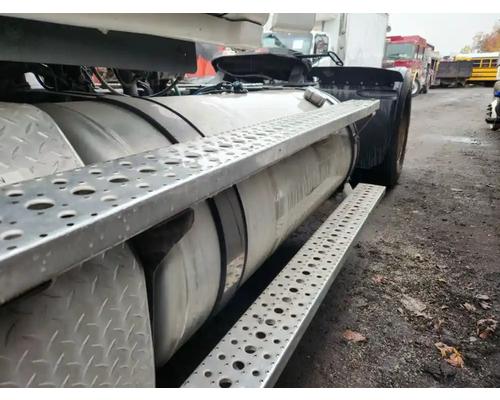  Freightliner Cascadia 113 Fuel Tank #