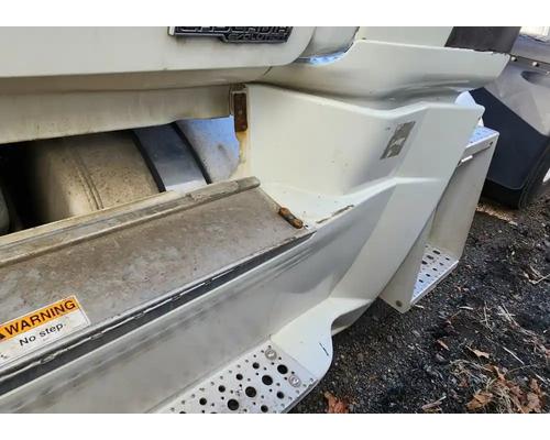  Freightliner Cascadia 113 Fuel Tank #