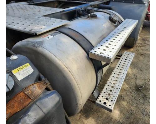freightliner-cascadia-113-fuel-tank #1450025