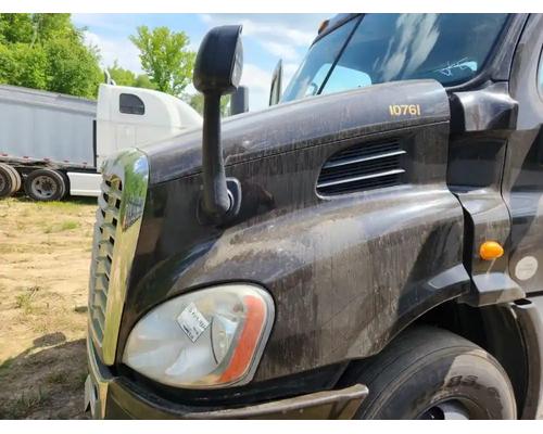  Freightliner Cascadia 113 Hood #