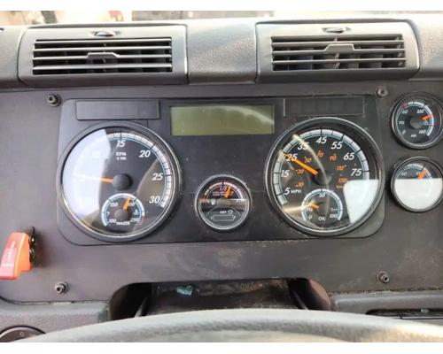  Freightliner Cascadia 113 Instrument Cluster #