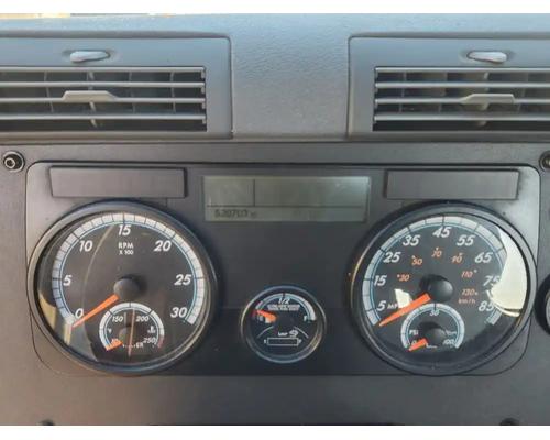  Freightliner Cascadia 113 Instrument Cluster #