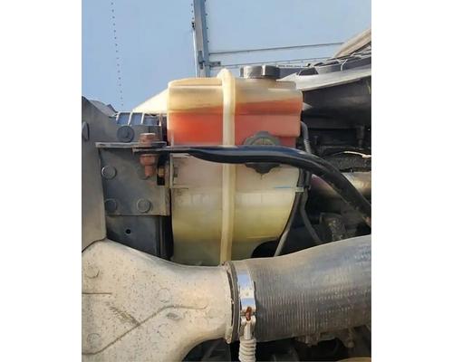  Freightliner Cascadia 113 Radiator Overflow #