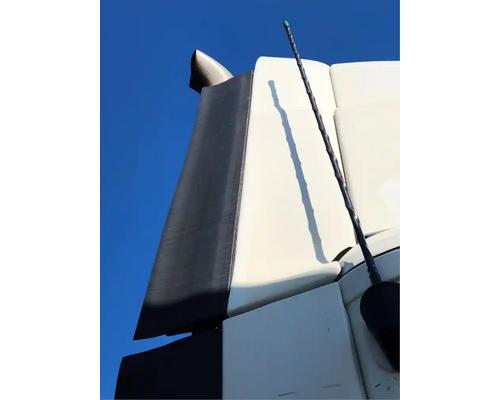  Freightliner Cascadia 113 Fairing #