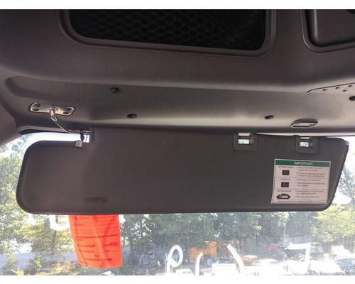  Freightliner Cascadia 113 Visor #