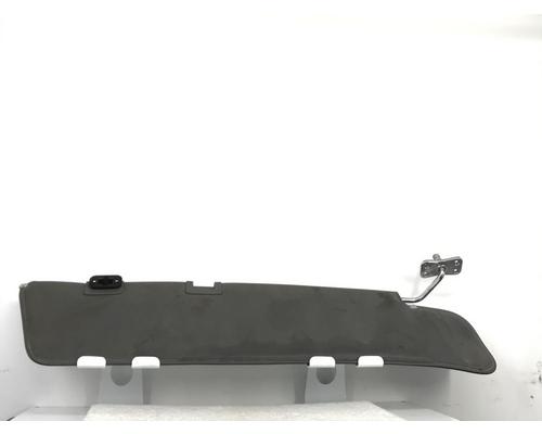  Freightliner Cascadia 113 Visor #
