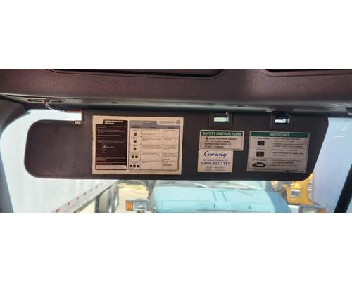  Freightliner Cascadia 113 Visor #