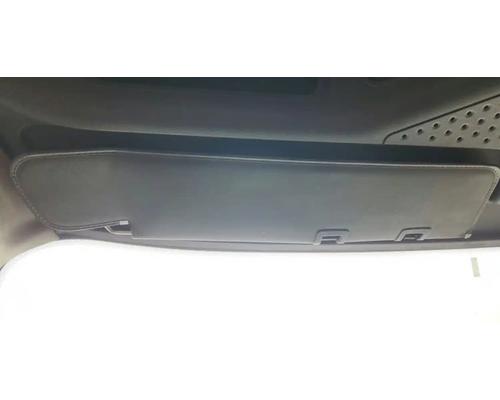  Freightliner Cascadia 113 Visor #