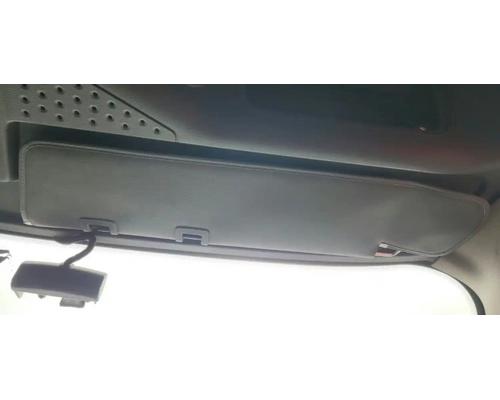  Freightliner Cascadia 113 Visor #