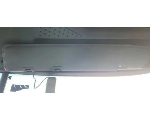  Freightliner Cascadia 113 Visor #