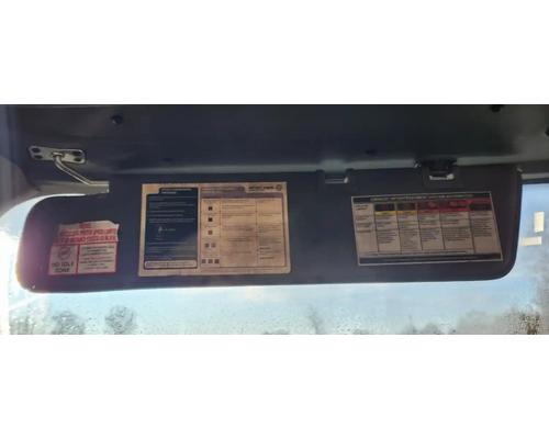 Freightliner Cascadia 113 Visor #