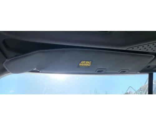  Freightliner Cascadia 113 Visor #