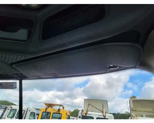  Freightliner Cascadia 113 Visor #