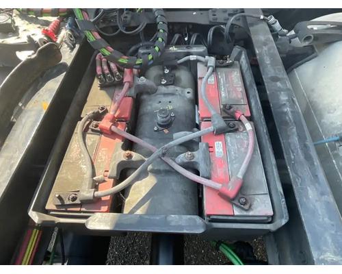  Freightliner Cascadia 116 Day Cab Battery Box #