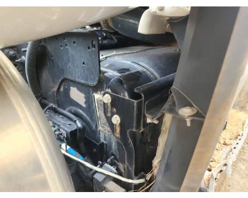  Freightliner Cascadia 116 Day Cab DPF - Diesel Particulate Filter #