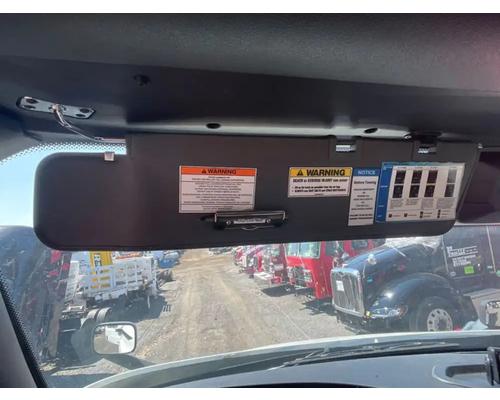  Freightliner Cascadia 116 Day Cab Visor #