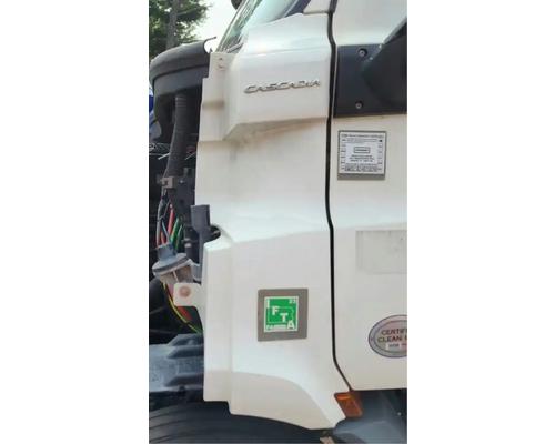 Freightliner Cascadia 116 Cowl # Freightliner Cascadia 116 Cowl #
