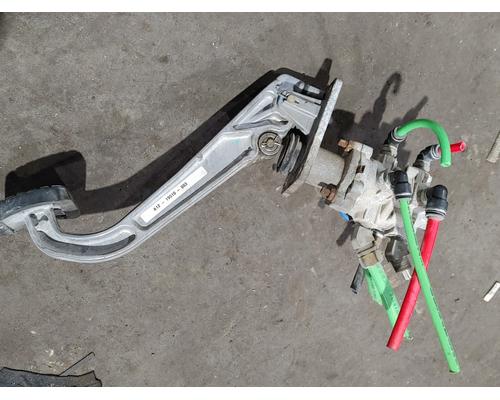 FREIGHTLINER CASCADIA 125BBC BrakeClutch Pedal Box