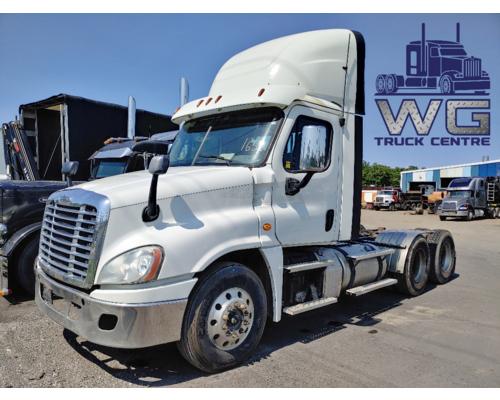 FREIGHTLINER CASCADIA 125BBC Complete Vehicle