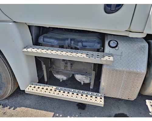 FREIGHTLINER CASCADIA 125BBC Complete Vehicle