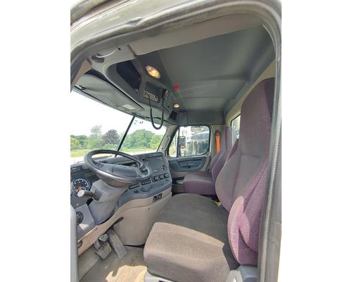 FREIGHTLINER CASCADIA 125BBC Complete Vehicle