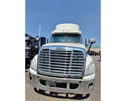 FREIGHTLINER CASCADIA 125BBC Complete Vehicle