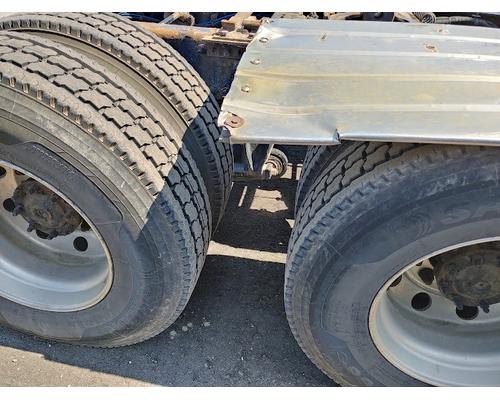 FREIGHTLINER CASCADIA 125BBC Complete Vehicle