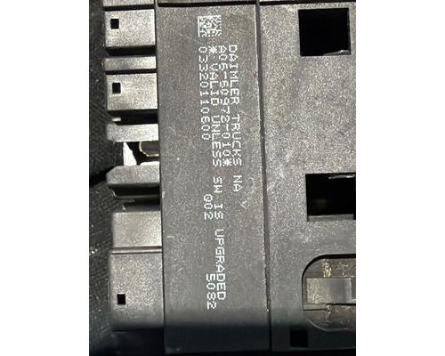 FREIGHTLINER CASCADIA 125BBC Dash Console Switch