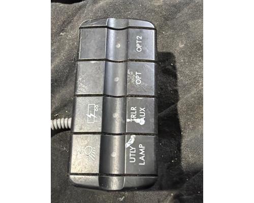 FREIGHTLINER CASCADIA 125BBC Dash Console Switch