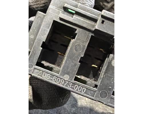 FREIGHTLINER CASCADIA 125BBC Dash Console Switch