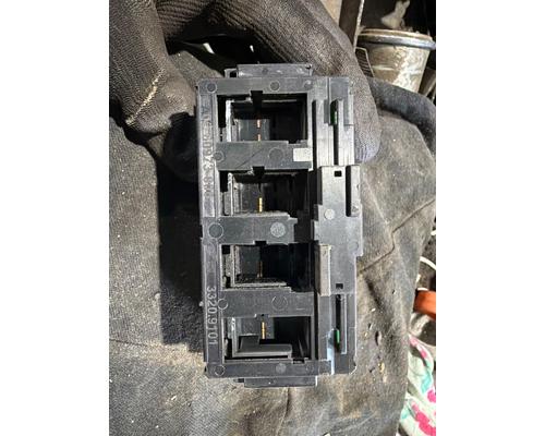 FREIGHTLINER CASCADIA 125BBC Dash Console Switch