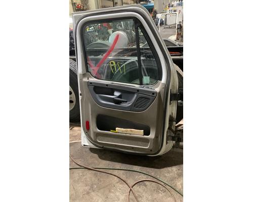 FREIGHTLINER CASCADIA 125BBC Door Assembly, Front