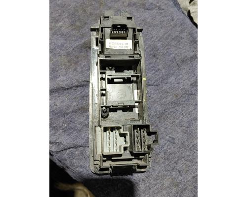 FREIGHTLINER CASCADIA 125BBC Door Electrical Switch