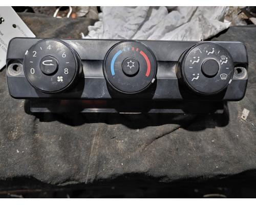 FREIGHTLINER CASCADIA 125BBC ECM (HVAC)climate control
