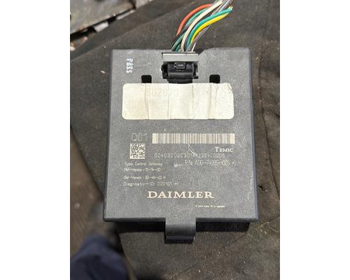 FREIGHTLINER CASCADIA 125BBC Electronic Chassis Control Modules